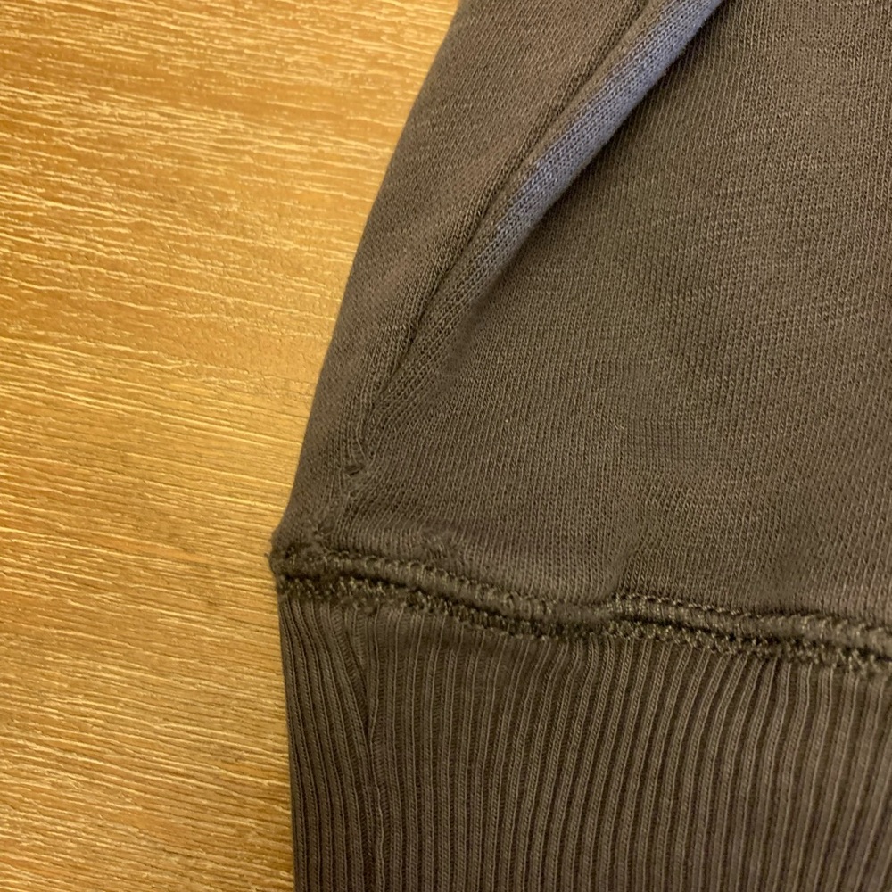 Anthropologie Lady’s long sleeve sweatshirt like top - Picture 10 of 11